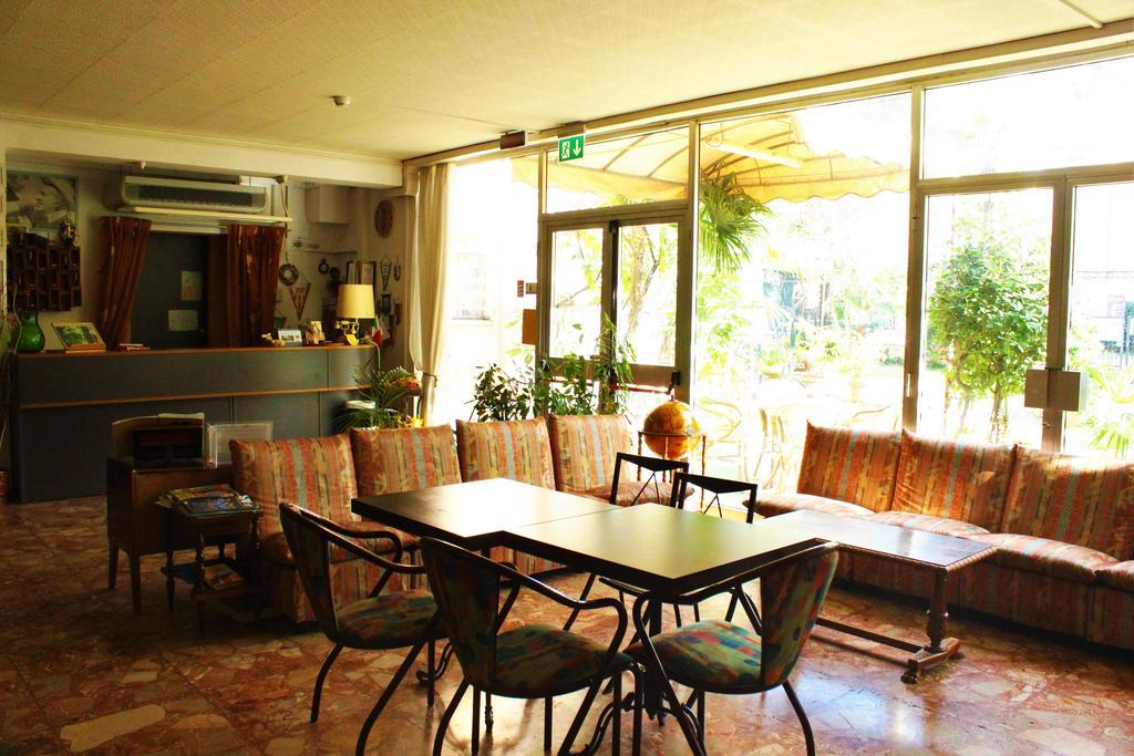 Hotel Roxy Floridiana ريميني المظهر الخارجي الصورة